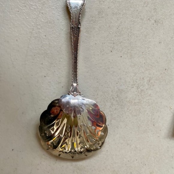 Gorham "English Gadroon" Sterling BonBon Server - Picture 2 of 4